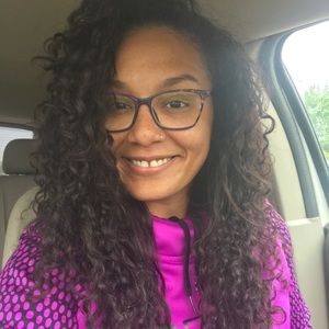 Meet your Posher, Briana